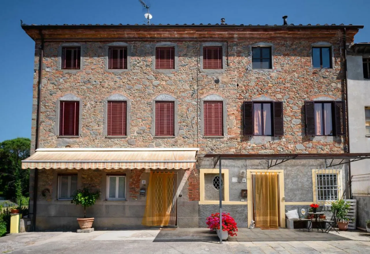 La Casa Di Cenerentola Holiday home Porcari 0*,  Italy