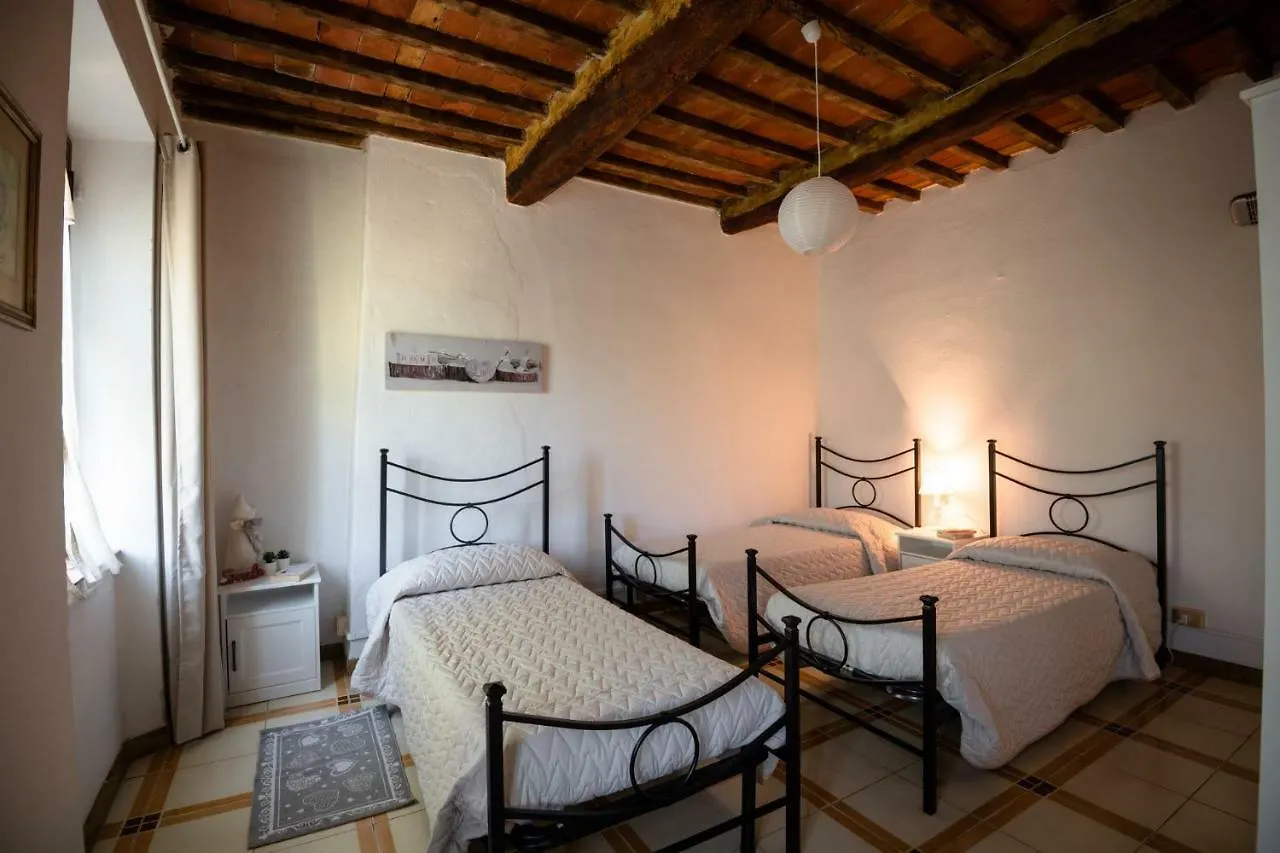 La Casa Di Cenerentola Holiday home Porcari Italy